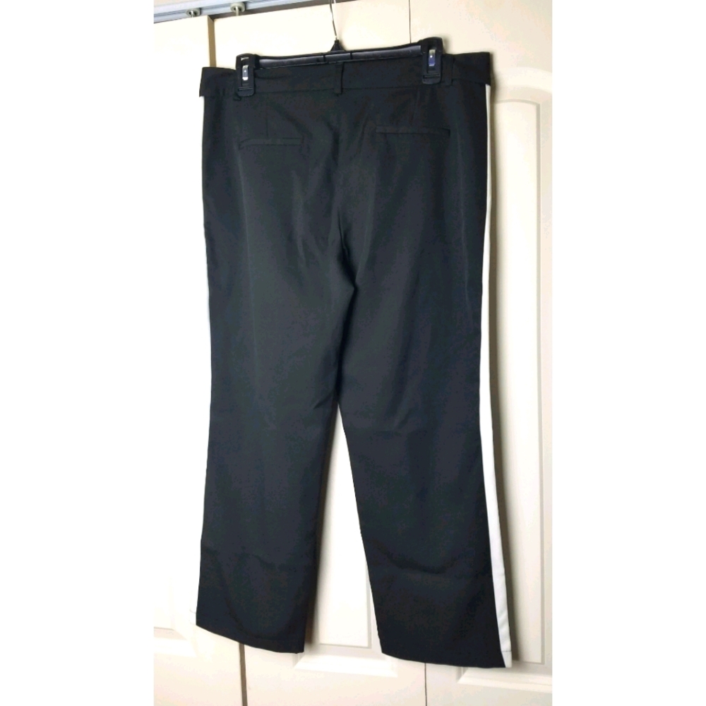 Aqua cropped pants size Large NWT